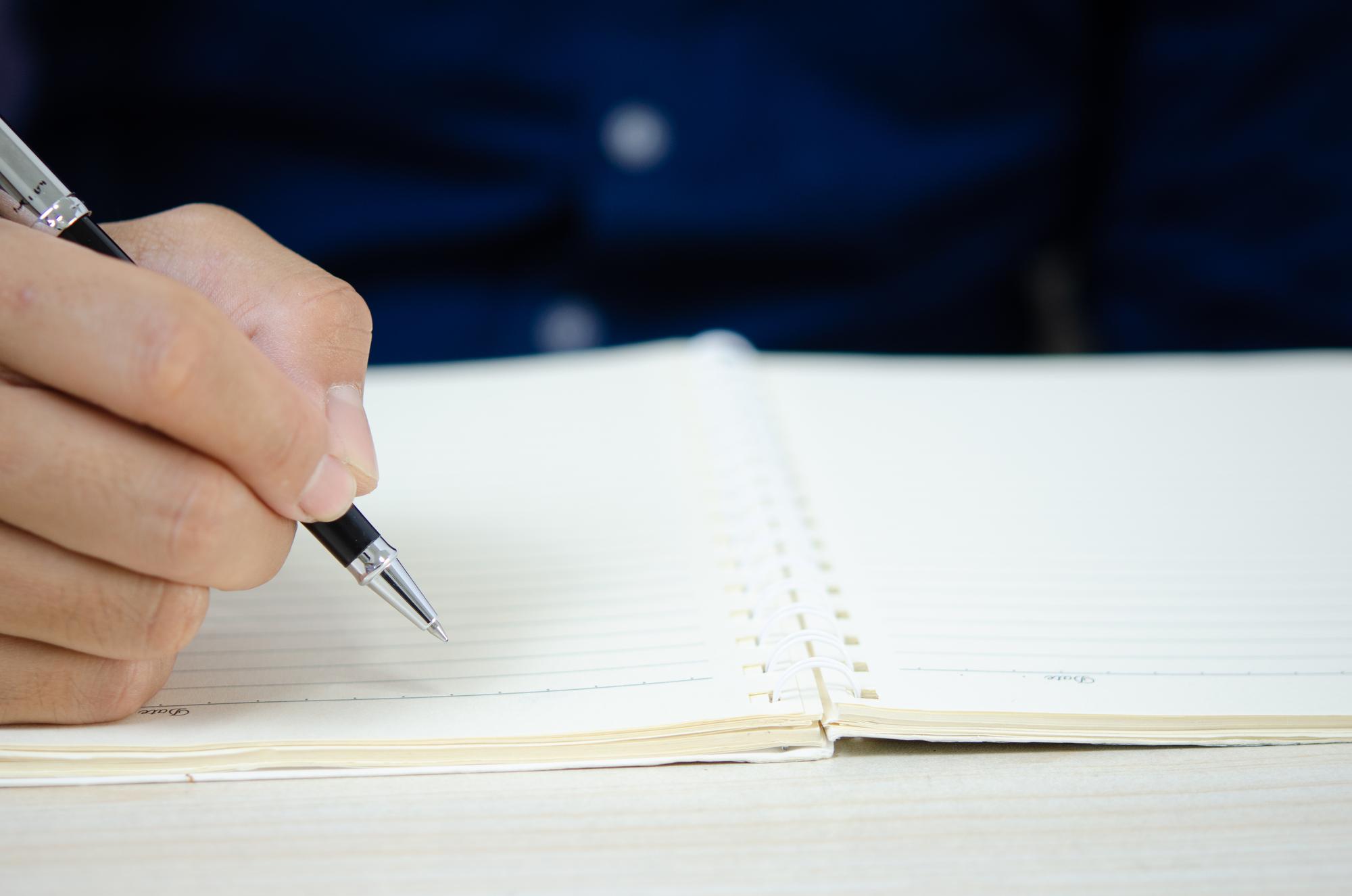 Comment envoyer un manuscrit à une maison comme Robert Laffont&nbsp;?