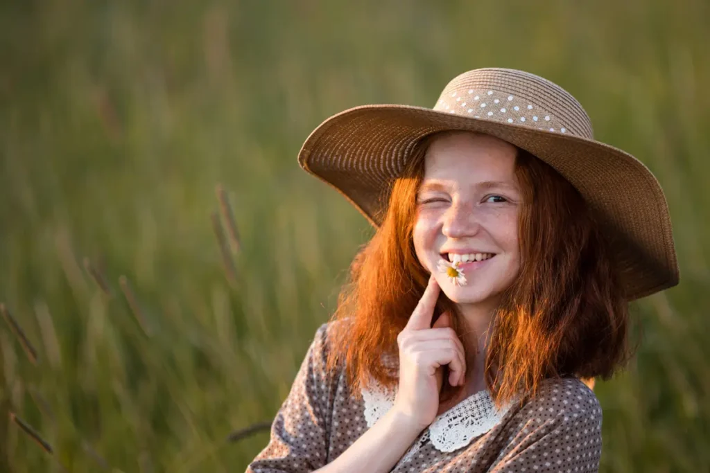 enfant roux campagne