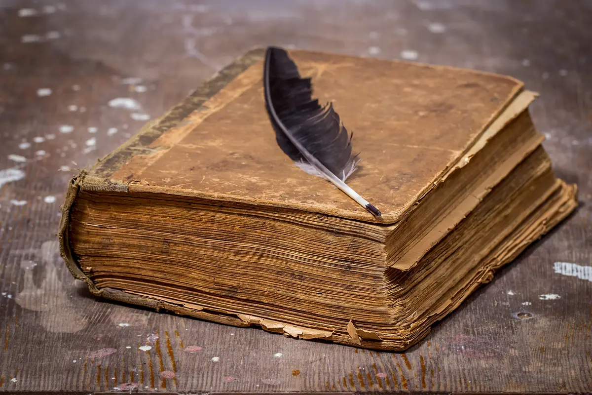 livre ancien plume