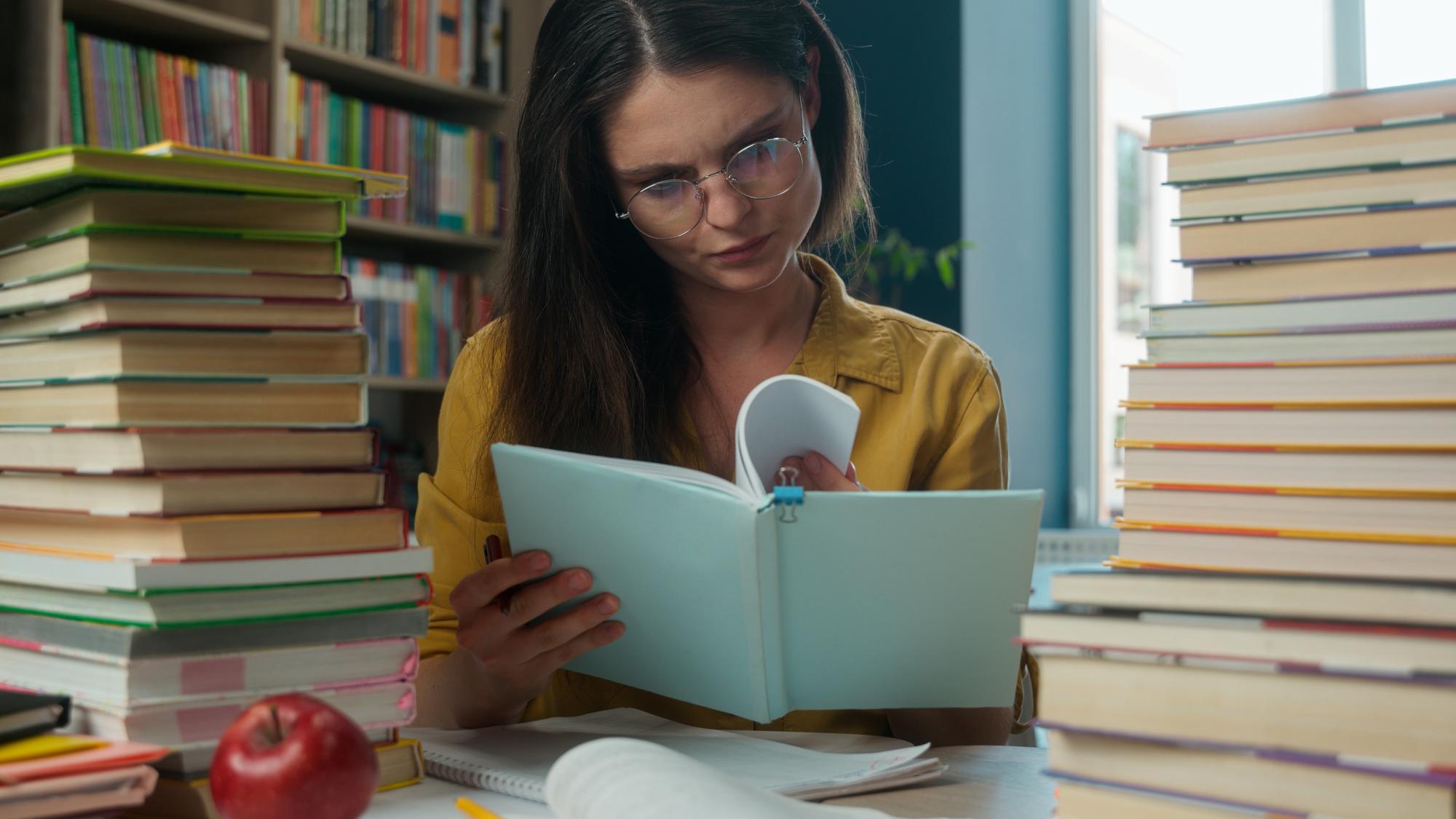 À quoi sert vraiment un livre scolaire corrigé ?